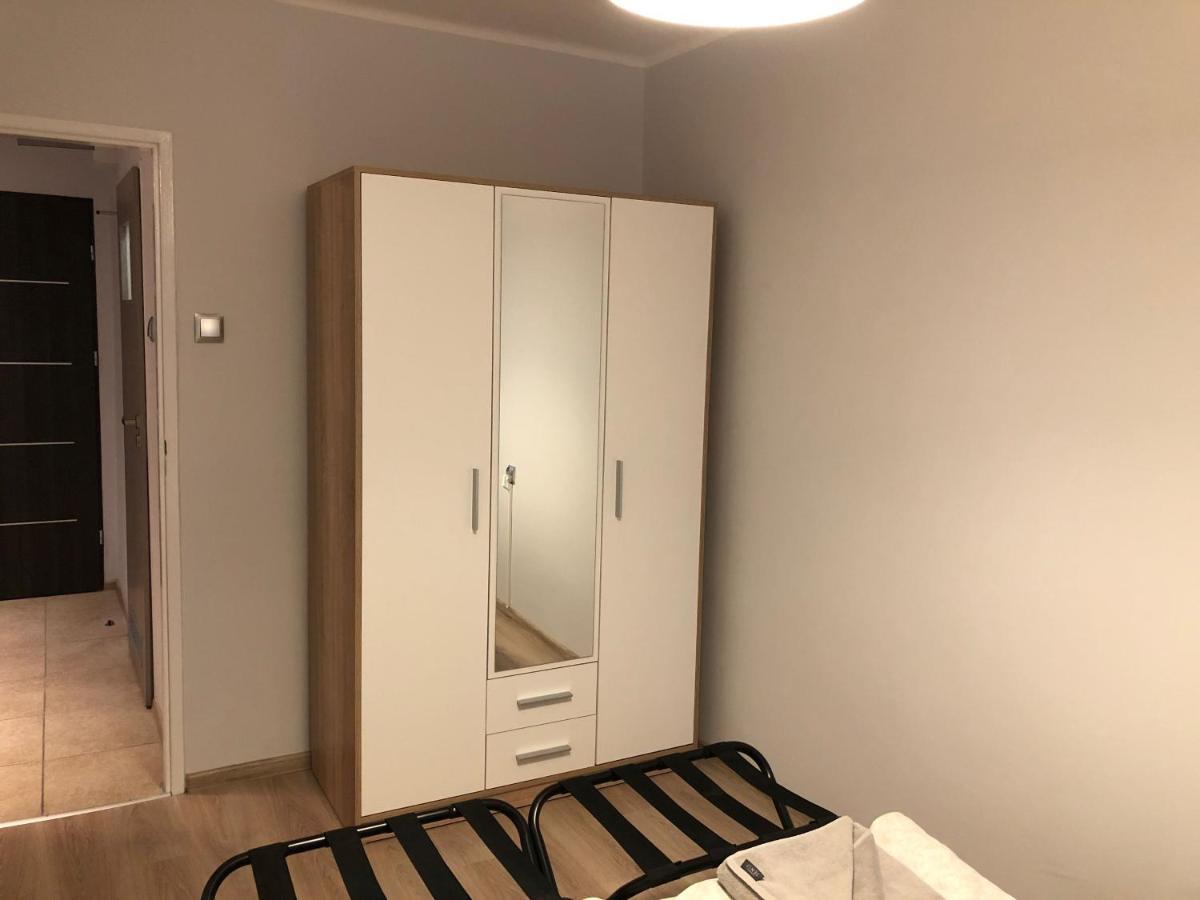 Apartament Na Wierzbowej Parter Apartment Kedzierzyn-Kozle Bagian luar foto